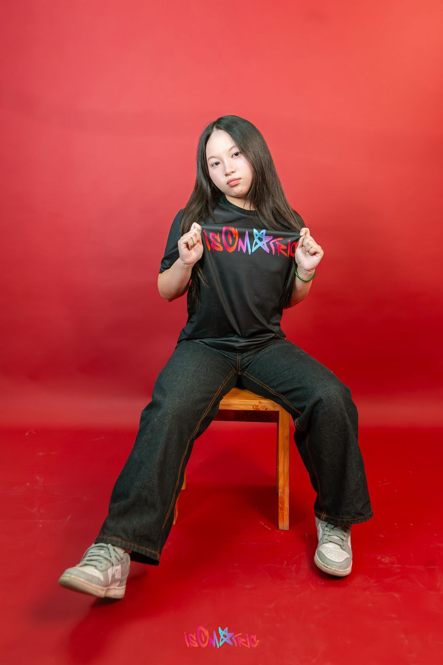 Black tee mặt trước