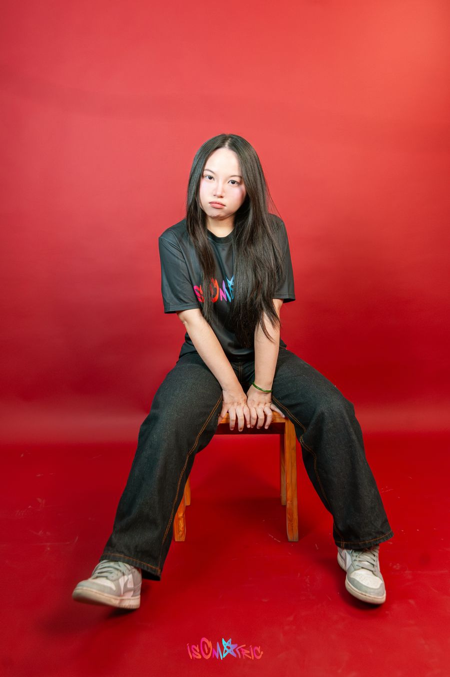 Black tee model